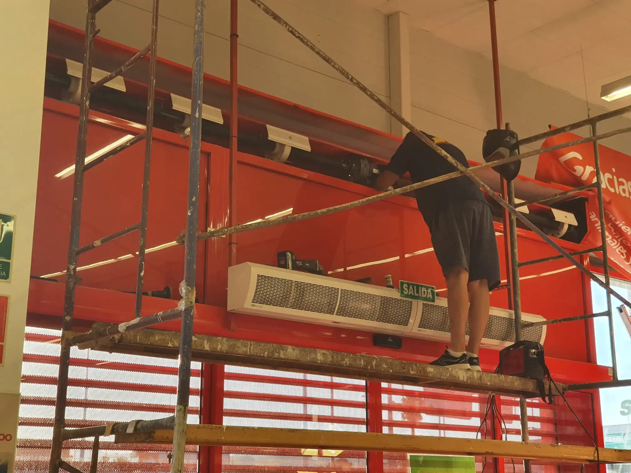 instalacion de puertas automaticas Manises